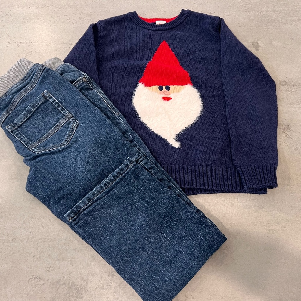 Hanna Andersson Santa Sweater and Jeans Boys Size 130 / Size 8